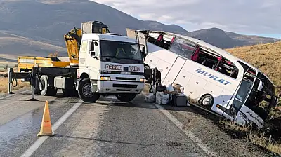 Otobüs kazasında ölenlerin kimlikleri tespit edildi