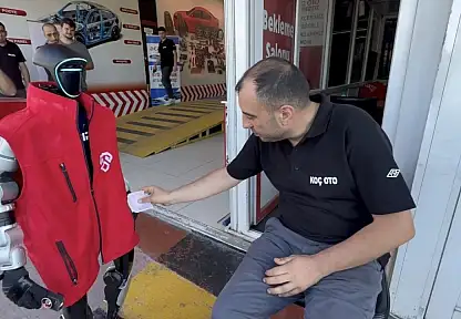Kocaeli'de oto ekspertiz firmasının robotu zam istedi