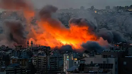 İsrail ordusu, kara saldırıları başlattığını duyurdu