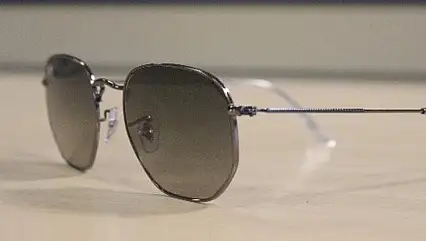 Uzmandan miyopi uyarısı: 2050'de dünyanın yarısı gözlük takabilir