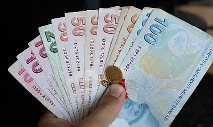 Emeklilerin bayram ikramiyelerinin hesaplara yatacağı tarih belli oldu