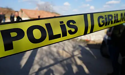 Fabrikada platform çöktü, 3 işçi hayatını kaybetti