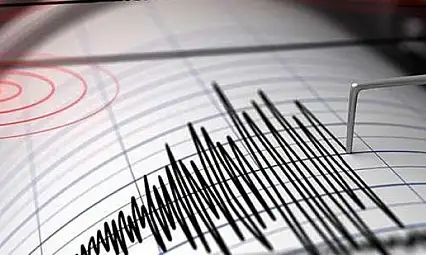 İran'da 5.5 büyüklüğünde deprem