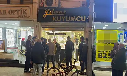 Kuyumcuda silahlı soygun: Çalışanın el ve ayağını bağlayan soyguncu 5 kilo altın çaldı