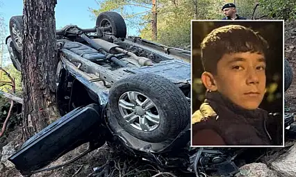 Uçuruma yuvarlanan otomobilin 14 yaşındaki sürücüsü hayatını kaybetti