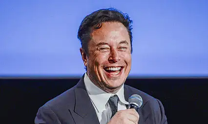 X, boşta duran kullanıcı adlarını satışa çıkarıyor