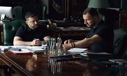 Zelenskiy'den yeni hamle: Rusya'ya karşı 40 günlük operasyon onayı