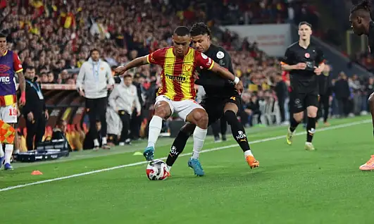 Galatasaray, Göztepe'yi 3 golle geçti