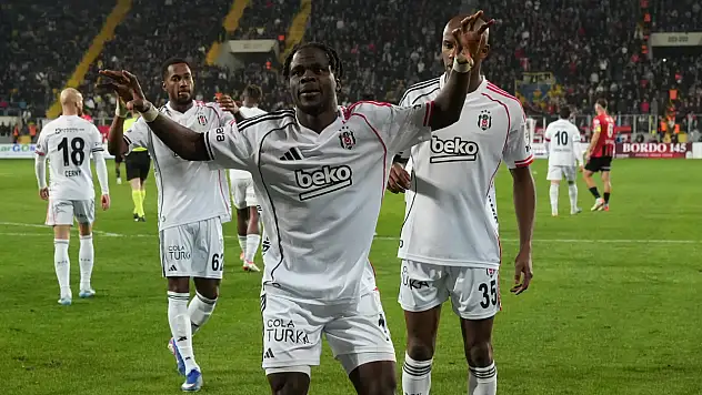 6 aydır deplasmanda maç kaybetmeyen Beşiktaş seriyi sürdürdü
