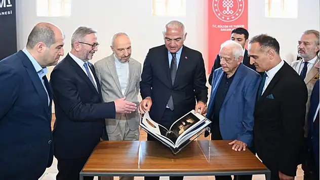 Bakan Ersoy: Fatih'in emaneti emin ellerdedir