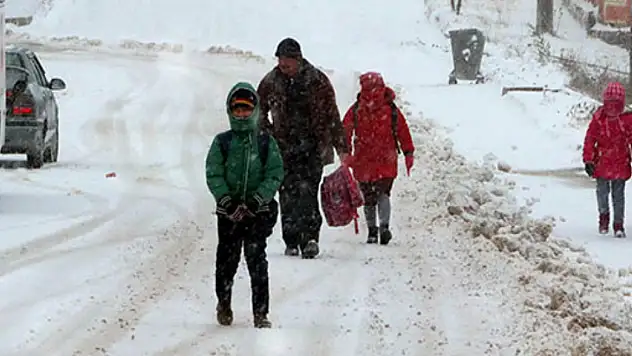 Birçok ilde yarın okullar tatil