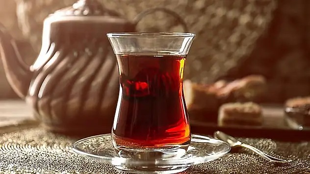 ÇAYKUR'dan Kuru Çaya Yüzde 15 Zam