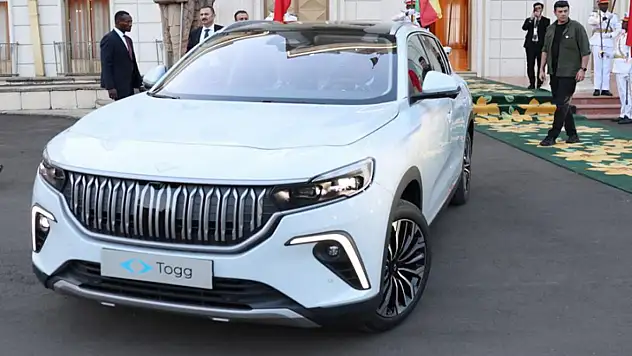 Cumhurbaşkanı Erdoğan, Etiyopya Başbakanı'na Togg hediye etti