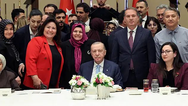 Cumhurbaşkanı Erdoğan: Öğretmenlere yönelik şiddete asla tolerans yok