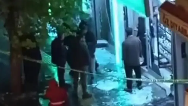 Diyarbakır'da tekel bayisine patlayıcı atıldı