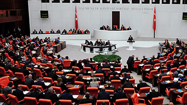 Dokunulmazlık fezlekeleri Meclis'e ulaştı