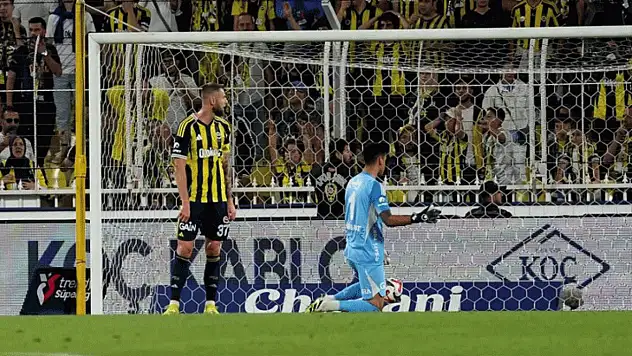 Fenerbahçe evinde puan kaybetti