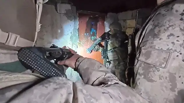 FETÖ'nün yapılanmasına  4 ilde eş zamanlı operasyon: 70 gözaltı