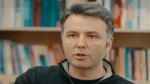 Gazeteci Mehmet Akif Ersoy gözaltına alındı