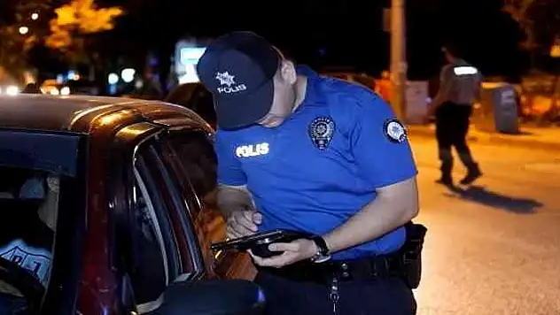 Huzur İstanbul uygulamasında 909 gözaltı