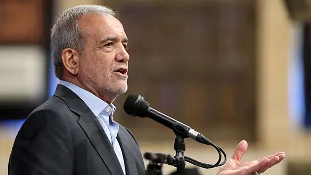 İran Cumhurbaşkanı Pezeşkiyan: İran halkı zorbalığa boyun eğmez