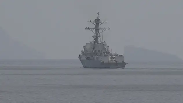 İran'dan önemli açıklama:  Düşmanla bağlantılı gemilerin Hürmüz Boğazı'ndan geçme hakkı yoktur ve olmayacaktır