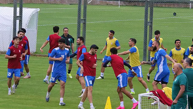 İran Milli Takımı, Dünya Kupası hazırlıklarına Antalya'da başladı