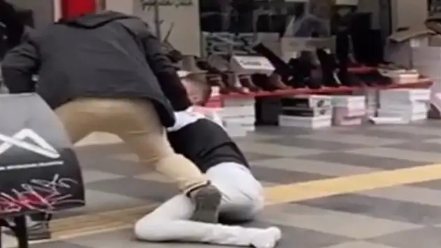 Kelepçeli firari arbede sırasında kaçtı, kısa sürede yakalandı