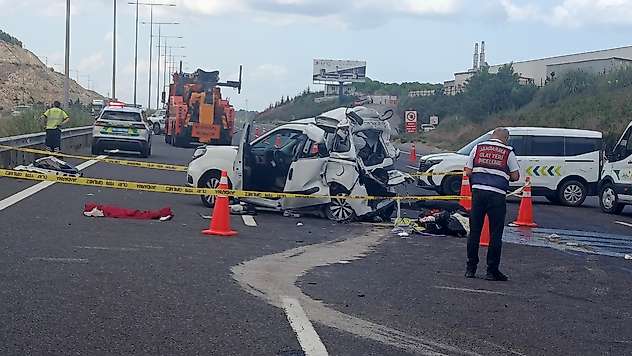 Kuzey Marmara Otoyolu'nda feci kaza: 1'i çocuk 2 kişi öldü