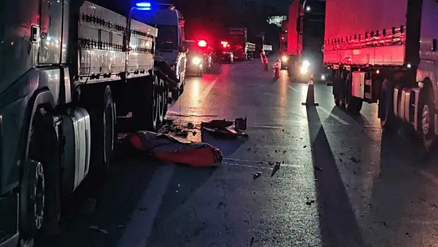 Lastik değiştirirken feci kaza: 22 yaşındaki sürücü hayatını kaybetti