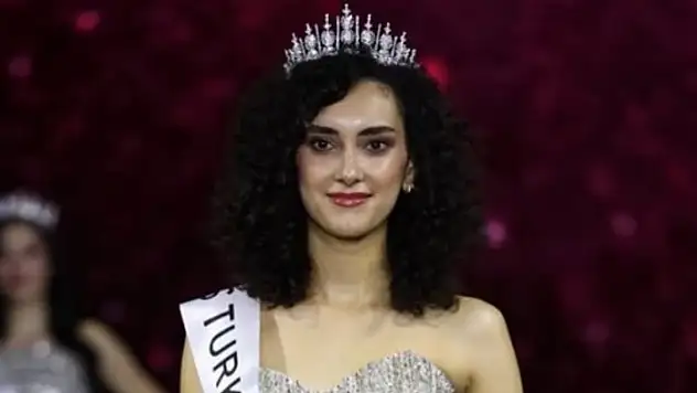 Miss Turkey'de Taç Sıla Saraydemir'in