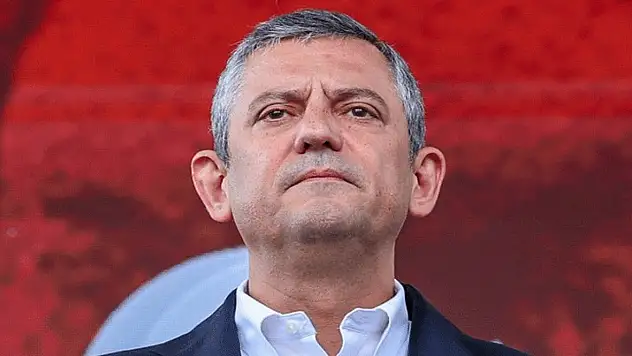 Özgür Özel, yeniden CHP Genel Başkanı seçildi
