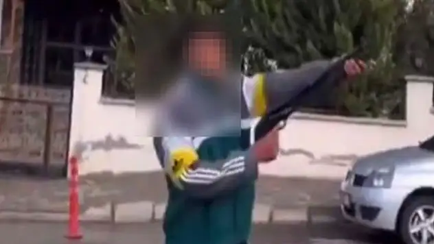 Pompalı tüfekle etrafa rastgele ateş açan 3 şahıs gözaltına alındı