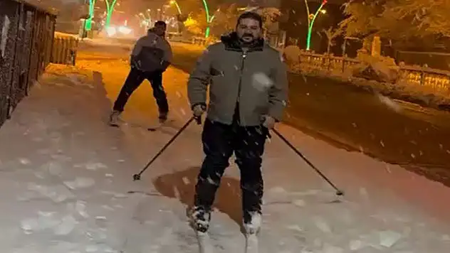 Şehir ortasında kayak keyfi