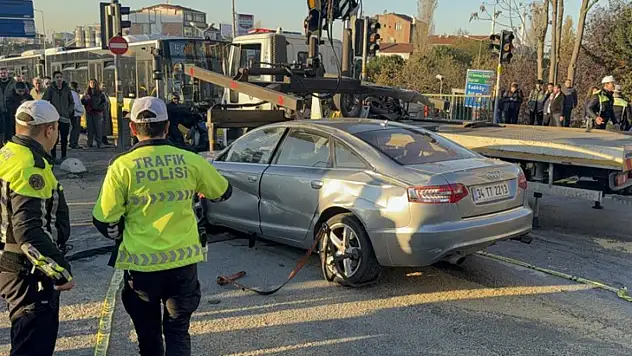Ters yöne giren sürücü dehşet saçtı: 2 ölü, 5 yaralı