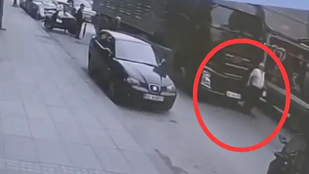 Tırın çarptığı yaşlı adam yaşam savaşını kaybetti