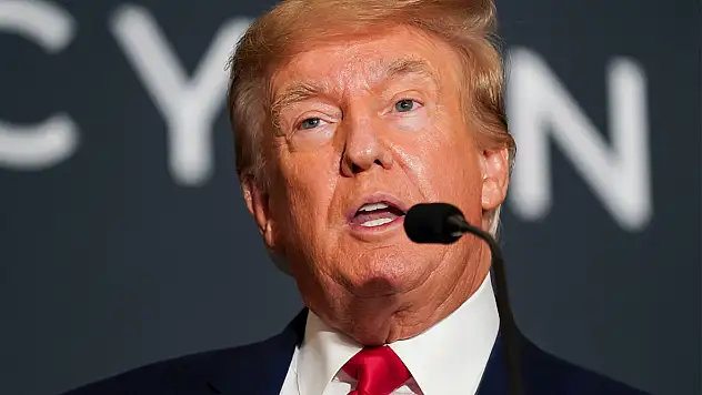 Trump: İran, benimle anlaşma yapmak için yalvarıyor