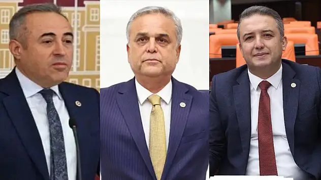 Üç Milletvekili AK Parti'ye katılıyor