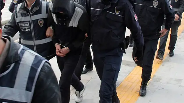 Ünlülere yönelik uyuşturucu operasyonu: 23 gözaltı