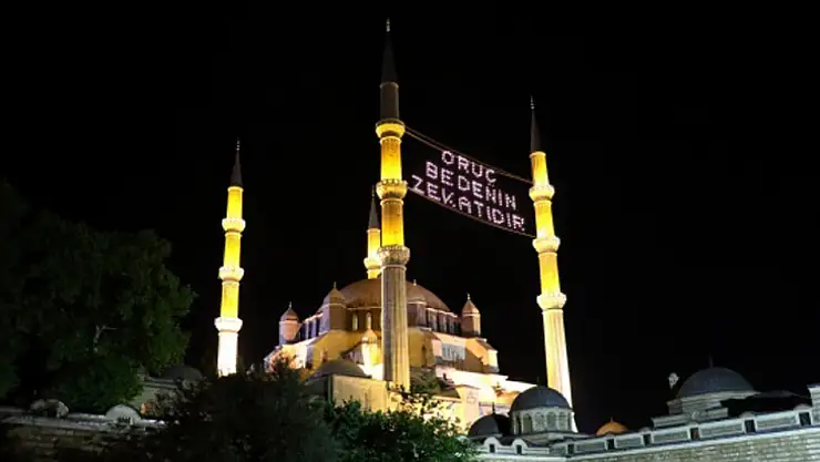 Anket sonuçları açıklandı! Türkiye'nin yüzde 77'si oruç tutuyor