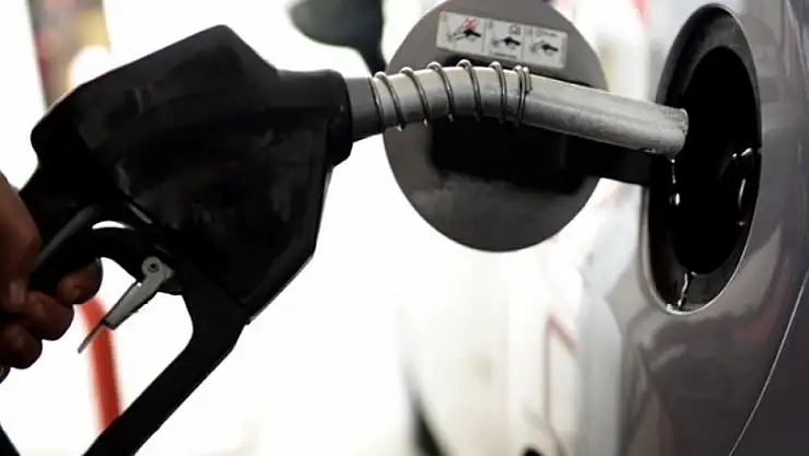 Araç sahipleri dikkat! Motorine 2 lira 30 kuruş zam geliyor