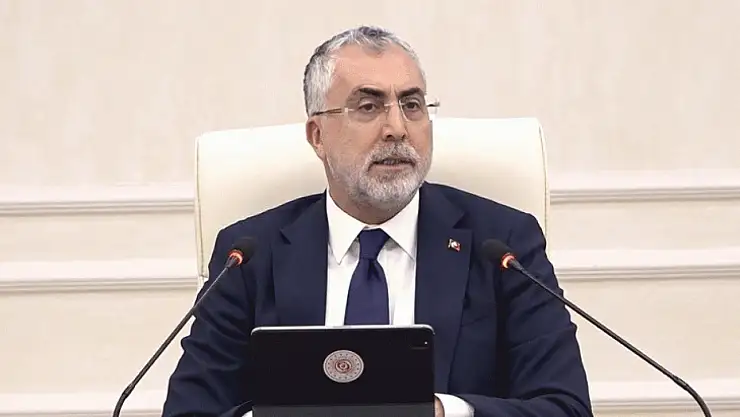 Bakan Işıkhan: Çalışma saatlerinde kısalma gündemde değil