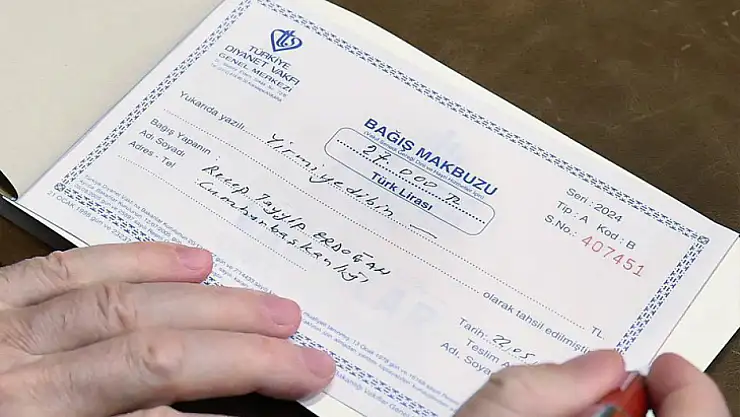 Cumhurbaşkanı Erdoğan, Türkiye Diyanet Vakfı'na kurban bağışı yaptı