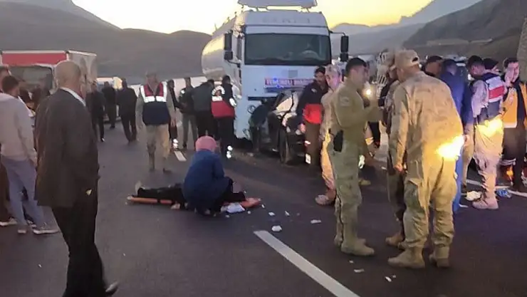 Feci kaza: Aynı aileden 2 kişi hayatını kaybetti