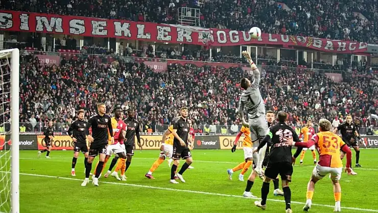 Galatasaray, Samsunspor'u 2 golle geçti