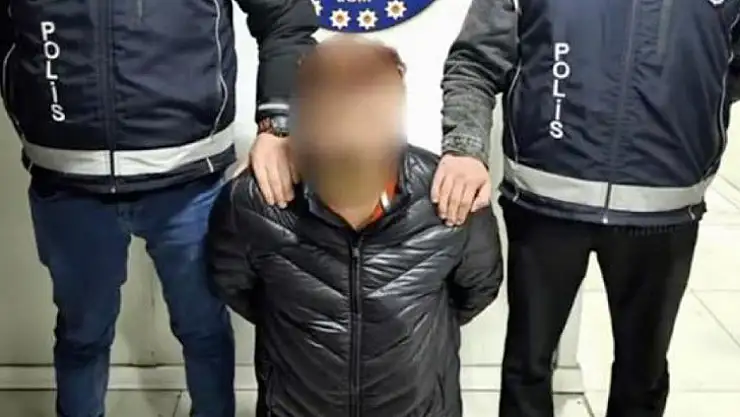 İtalya'da kırmızı bültenle aranan suç örgütü elebaşı Türkiye'de yakalandı