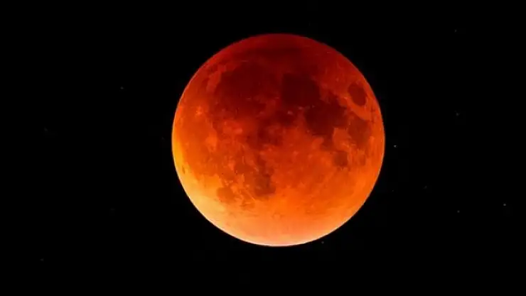 Kanlı Ay depremi tetikler mi? Uzmandan korkutan iddialara yanıt