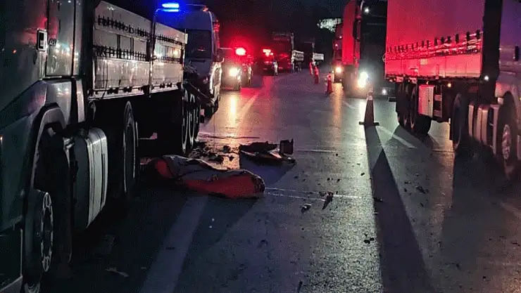 Lastik değiştirirken feci kaza: 22 yaşındaki sürücü hayatını kaybetti