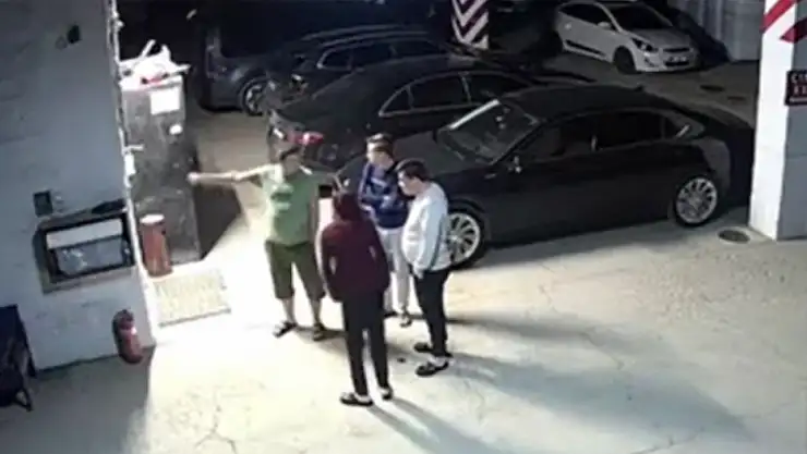 Misafirler yerine araçları kurtardılar