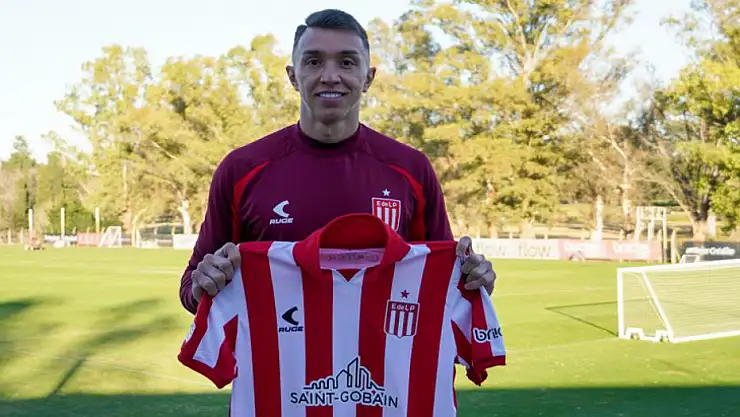 Muslera, Estudiantes ile sözleşme imzaladı
